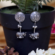 Amara Signature Gaj Earrings with Pearl