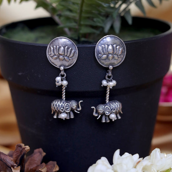 Amara Signature Gaj Earrings with Pearl