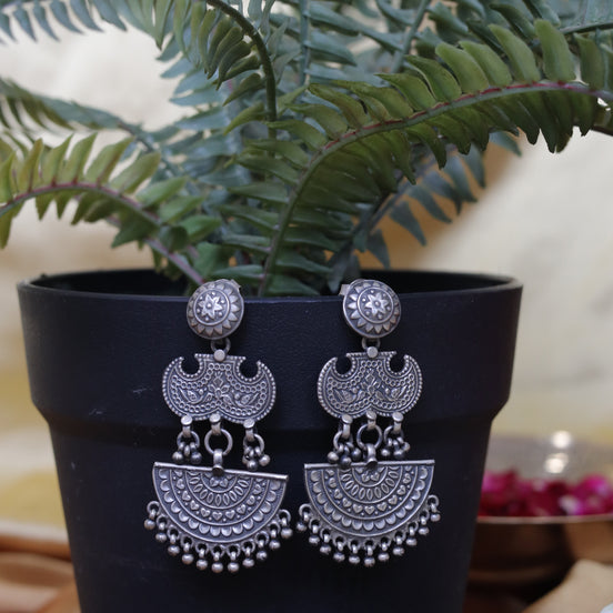 Nayantara Timeless Chand Bali with Motif and Ghungroo