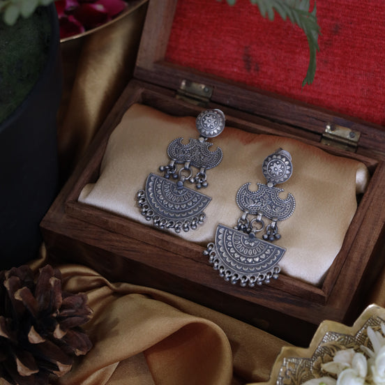 Nayantara Timeless Chand Bali with Motif and Ghungroo