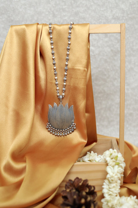 Amara Essential Lotus Necklace with Ghungroo