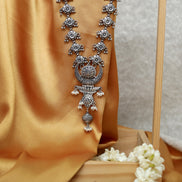Taaraasya Signature Necklace with Embossed Flowers and Pearls