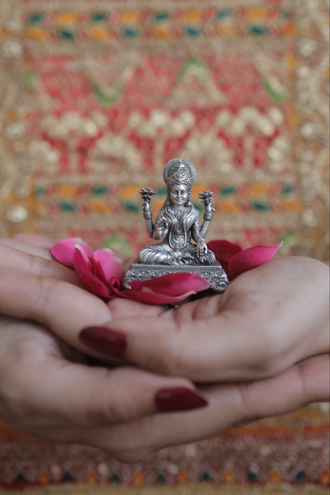 Simhasana Laxmi