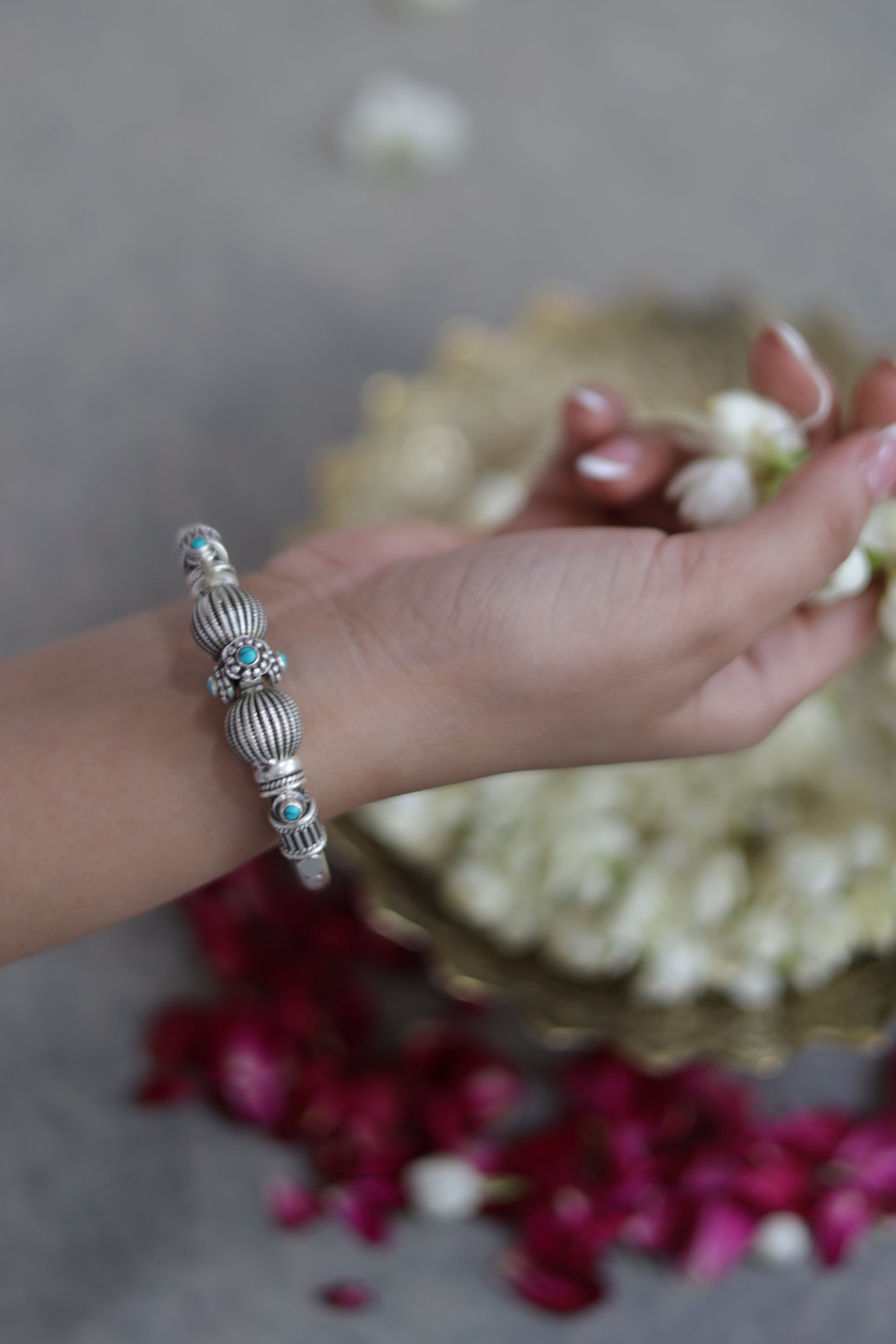 Nayra Spherical Kada with Turquoise Stone