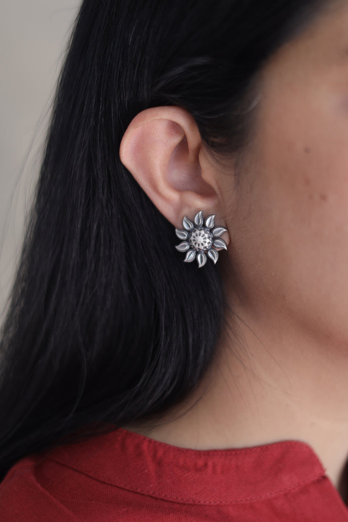 Nayantara Essential Stud Earrings