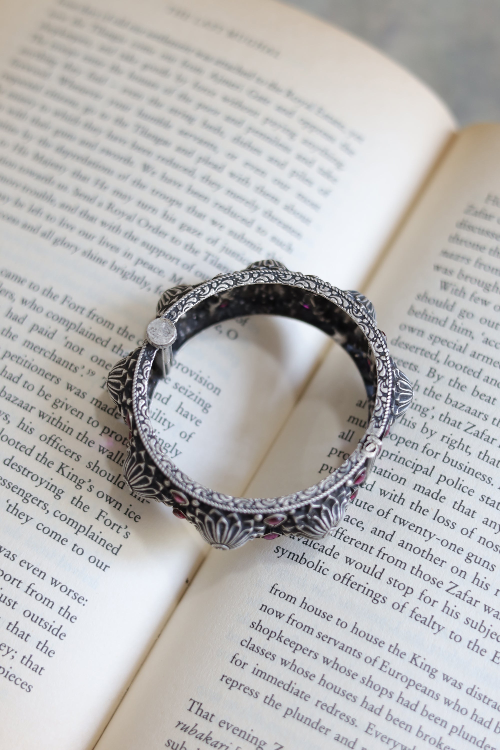 Taaraasya Signature Kada with Flowers