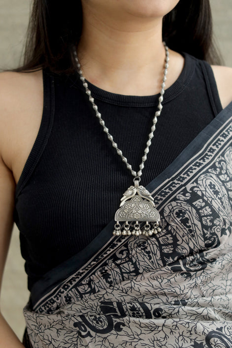 Amara Classic Necklace with Birds and Ghungroo