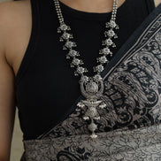 Taaraasya Signature Necklace with Embossed Flowers and Pearls