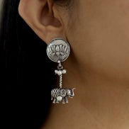 Amara Signature Gaj Earrings with Pearl