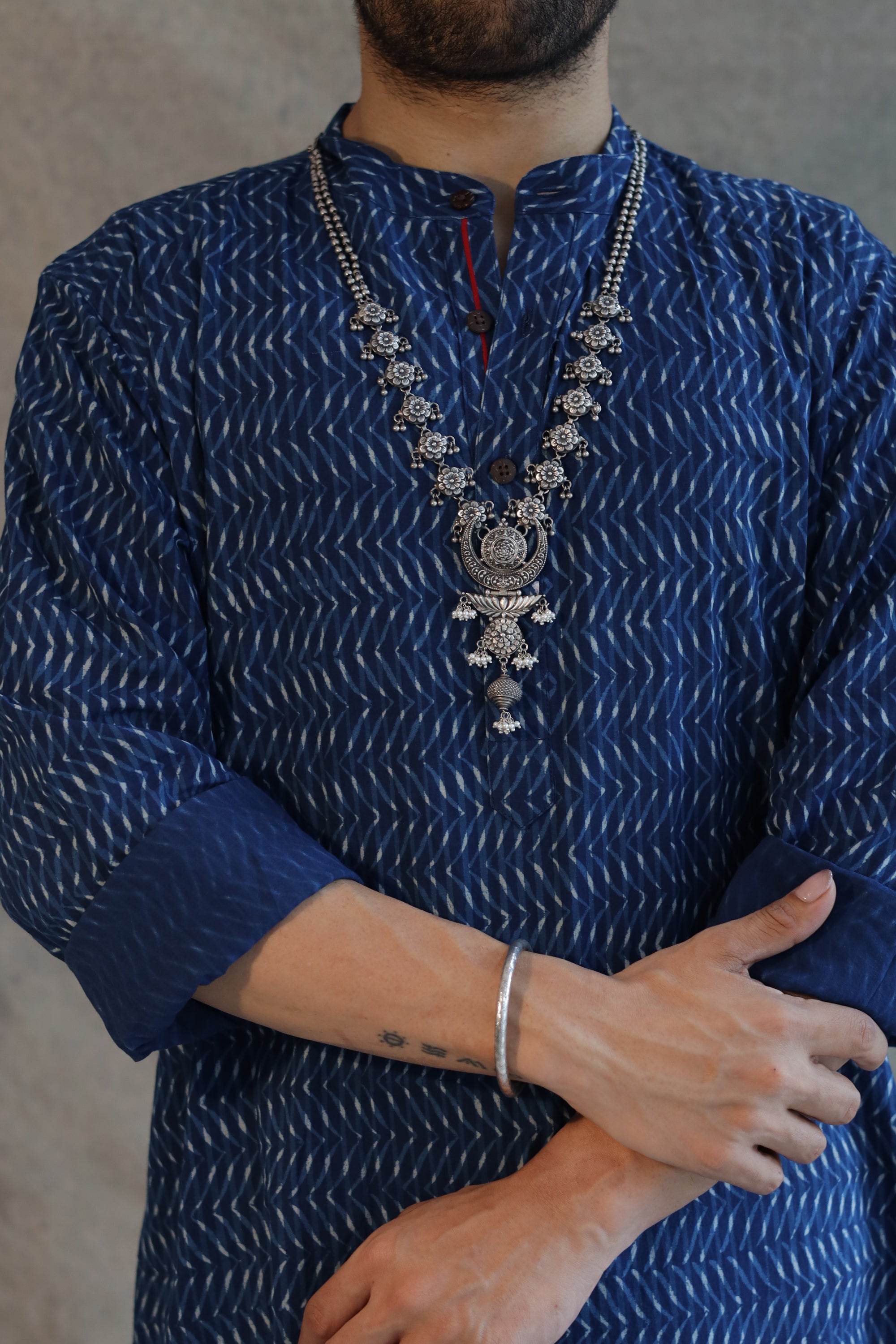 Taaraasya Signature Necklace with Embossed Flowers and Pearls