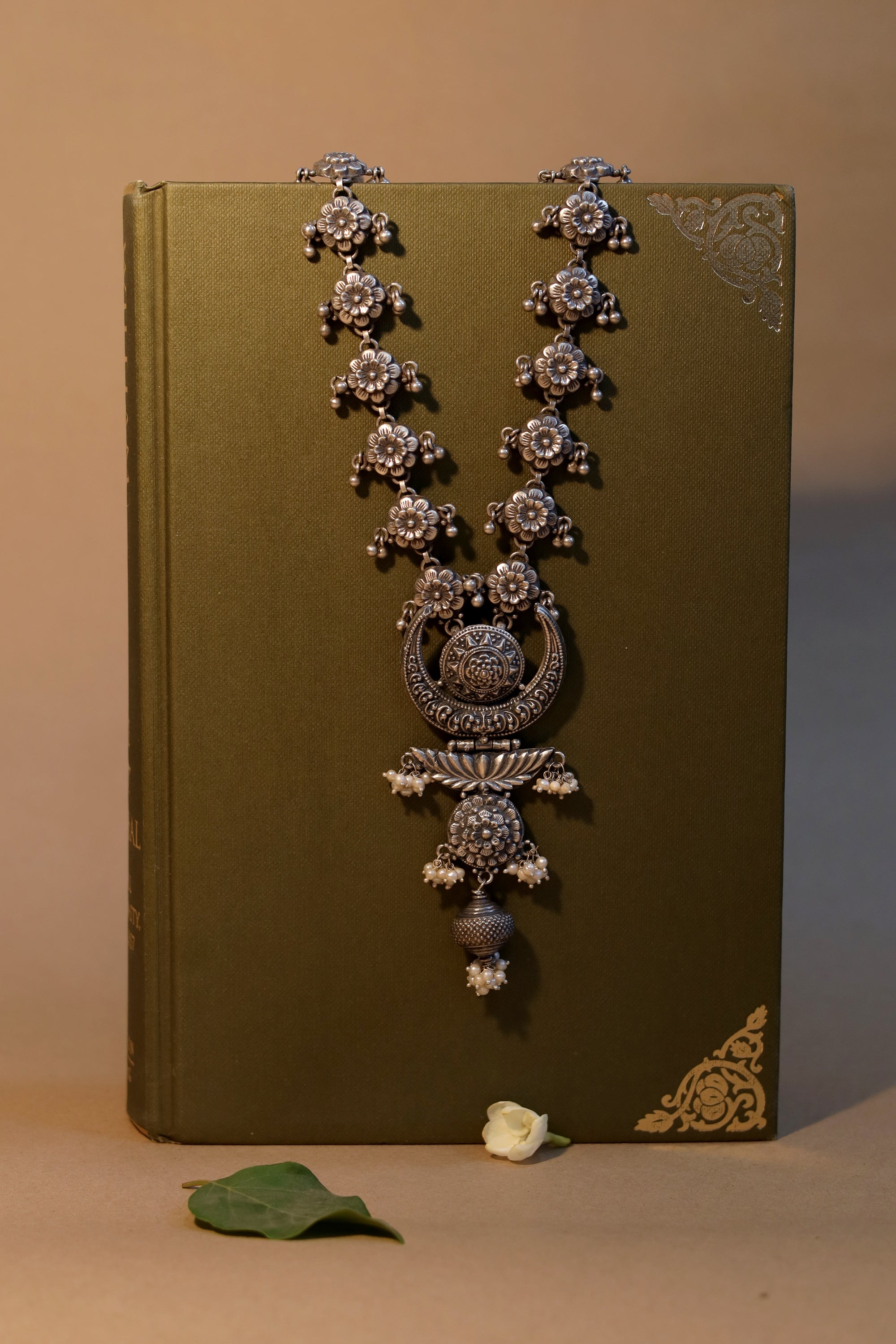 Taaraasya Signature Necklace with Embossed Flowers and Pearls